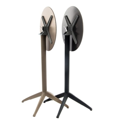 Outdoor table bases
