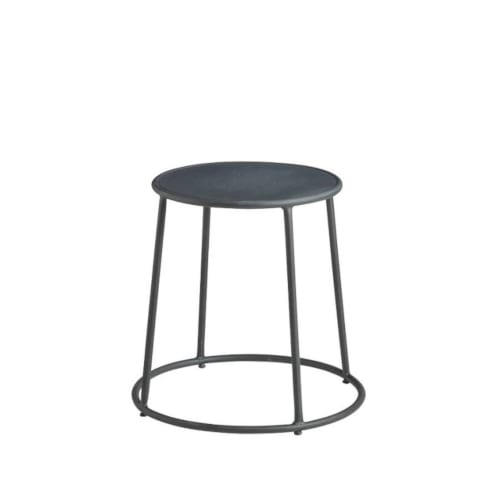 Max low stool