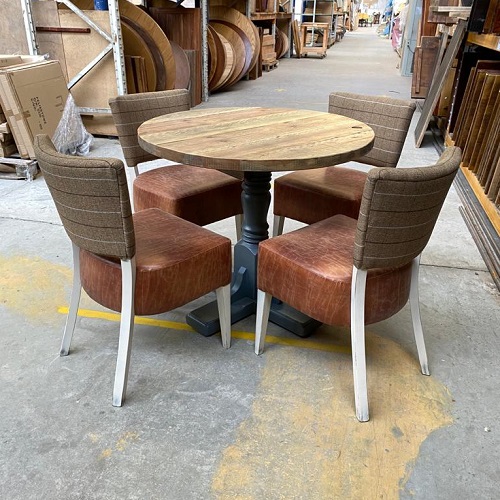 4 Seater Round Table and Chairs - 850mm Dia