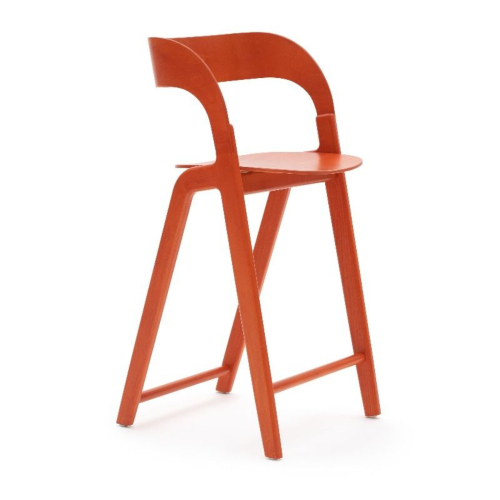 Mid height chairs